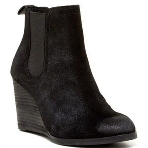 Lucky Brand Serkes Wedge Chelsea Bootie (Size 8.5)